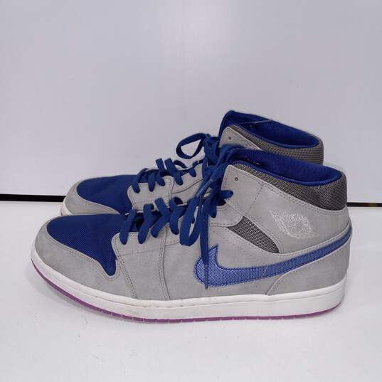 Men's Nike Air Jordan Blue, Silver, & Purple Sneakers Size 13 image number 2
