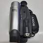 Sony 20x Optical Zoom 800x Digital Zoom DCR-HC28 Camcorder w/Cord For Parts/Repair image number 3