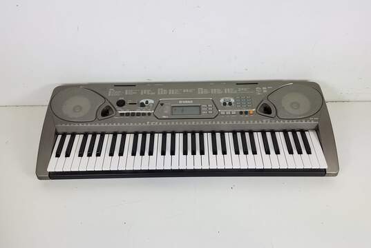 Yamaha Digital Keyboard image number 1