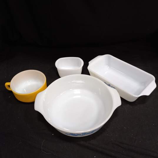 Fire King Ovenware Assorted 4pc  Lot image number 1