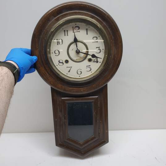 Vintage Chime Wall Clock for Parts and Repair image number 1