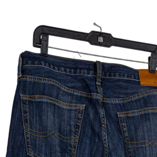 NWT Mens Blue Denim Medium Wash 5-Pocket Design Straight Leg Jeans Sz 34X32 image number 4