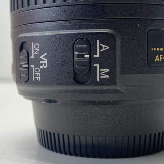 Nikon DX VR AF-S Nikkor 18-55mm 3.5-5.6G II Camera Lens image number 3