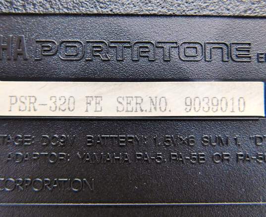 Yamaha Model PSR-320 Portatone Electronic Keyboard/Piano image number 3