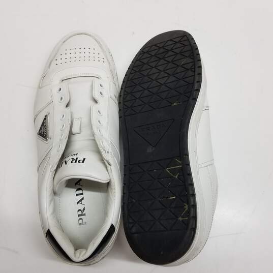 AUTHENTICATED Prada White Leather Downtown Low-Top Sneakers Mens Size 11 image number 7