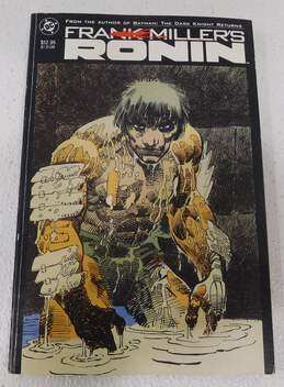 1987 DC Comics Frank Millers Ronin First Edition Trade Paperback Comic Book