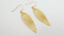14K Yellow Gold Leaf Textured & Cut Outs Drop Earrings 2.3g alternative image