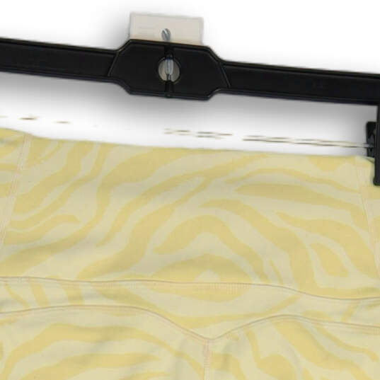 NWT Womens Yellow Animal Print Elastic Waist Pull-On Biker Short Size L image number 4