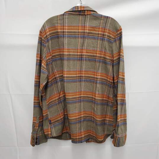 Patagonia MN's Organic Cotton Flannel Long Sleeve Shirt Size XL image number 2