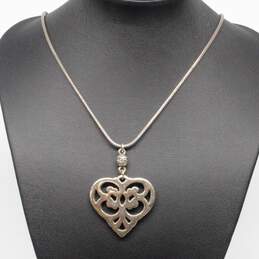 Designer Silver Tone Heart Pendant Necklace - 23.3g alternative image