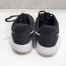 Nike Tanjun Men's Black & White Sneakers Size 10 alternative image