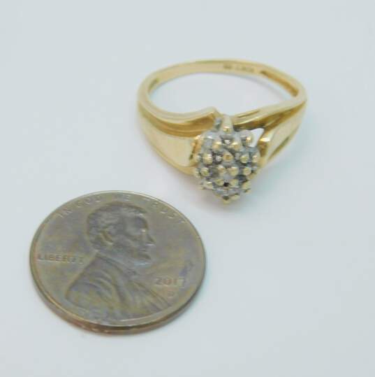 10K Yellow Gold 0.22 CTTW Diamond Cluster Ring- For Repair 3.1g image number 4