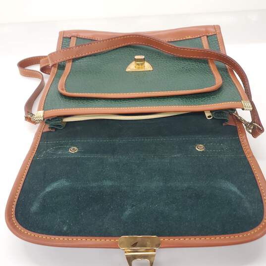 Vintage Dooney & Bourke Green Pebble Leather Brown Trim Crossbody Bag image number 7