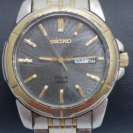 Seiko Solar V158 39mm Gold Tone Accent Date Watch 133.0g alternative image