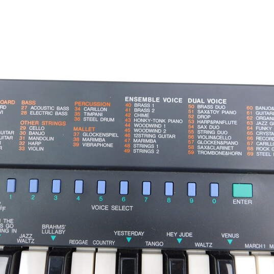 VNTG Yamaha Brand PSR-2 Model Electronic Keyboard/Piano image number 5