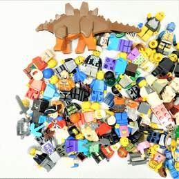 9.8oz Lego Mini Figure Mixed Lot alternative image