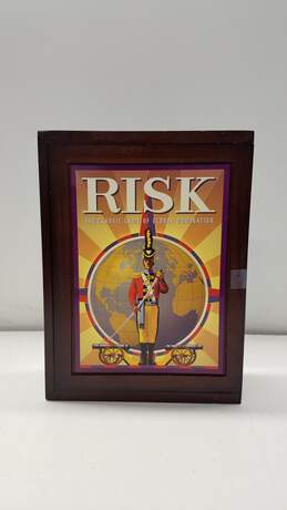 Hasbro Risk The Classic Game of Global Domination