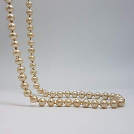 Sterling Silver FW Pearl Knotted 47 Inch Strand Necklace 111.3g image number 3