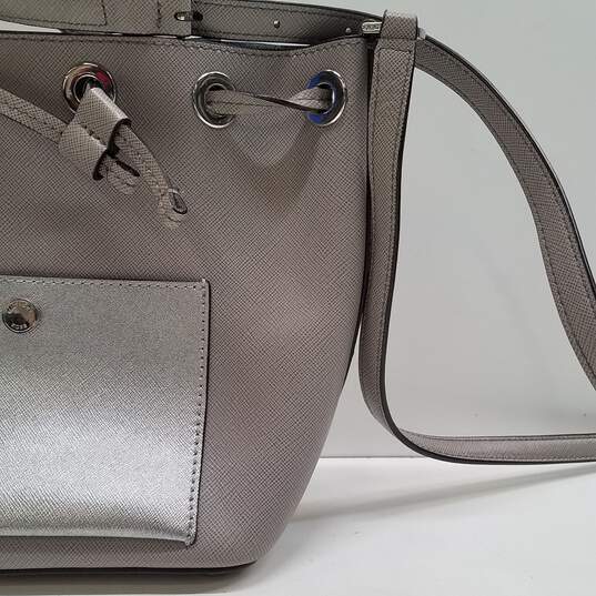 Michael Kors Saffiano Leather Bucket Bag Silver Grey image number 8