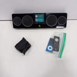Black Logitech Pure-Fi Anywhere 2 Music Dock Speaker w/ipod nano and remote control