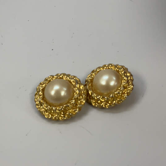 Designer Joan Rivers Gold-Tone Off-White Faux Pearl Clip On Stud Earrings image number 3