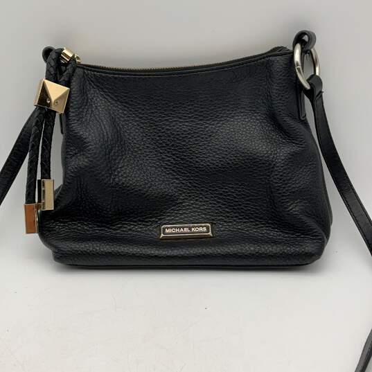 Michael Kors Womens Black Gold Leather Adjustable Strap Crossbody Bag Purse image number 1