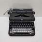 VTG Royal Quiet De Luxe Typewriter Untested image number 1
