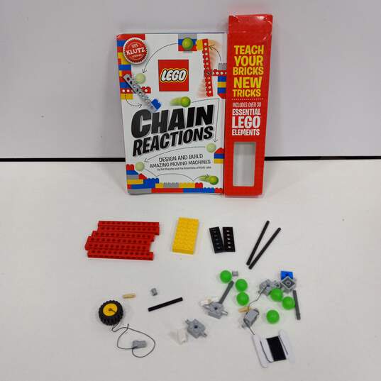 Ramses Pyramid Board Game & Lego Chain Reaction Book w/ Legos image number 5