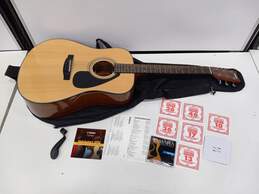 Yamaha F325D Acoustic Guitar w/ Case