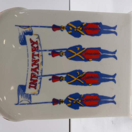 Vtg. Porcelain Infantry Military Table Lamp image number 5