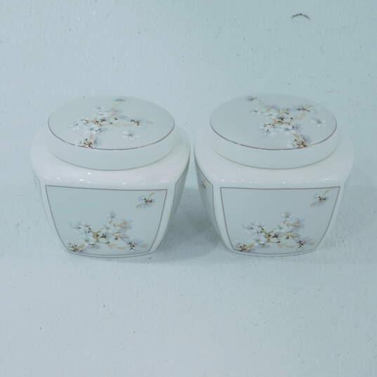 Hankook Chinaware 5 Piece Set White Floral Tray & Jars IOB image number 6