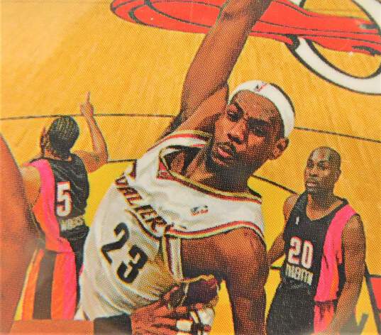 06-07 LeBron James Topps #123 Cavaliers Heat Lakers image number 3
