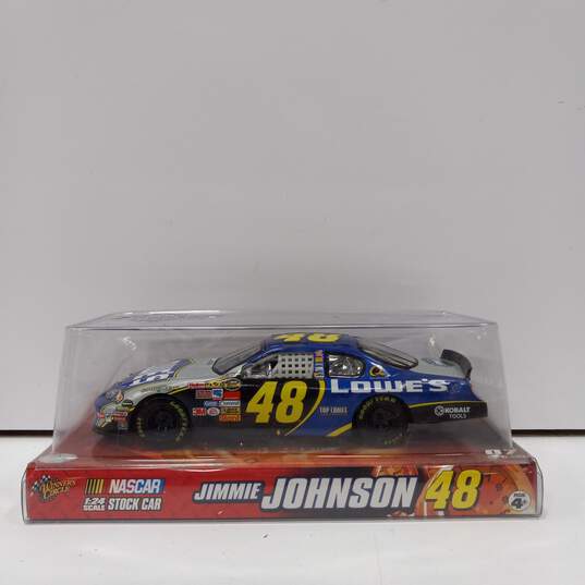 NASCAR 1:24 Scale #48 Jimmy Johnson Stock Diecast Car NIB image number 1
