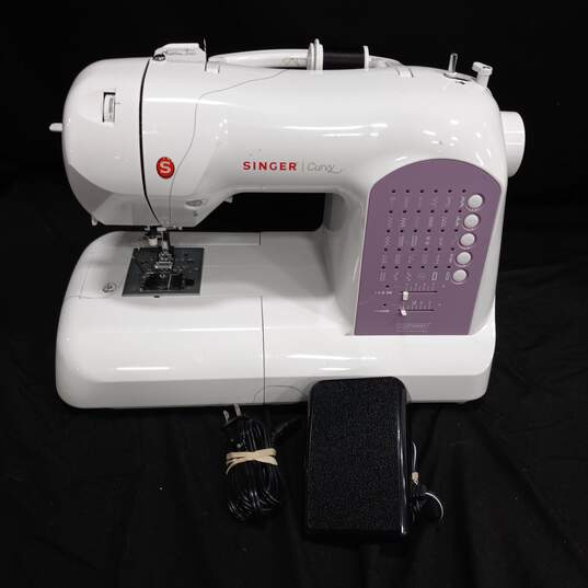 Singer 8763 Curvy Electronic Sewing Machine image number 1