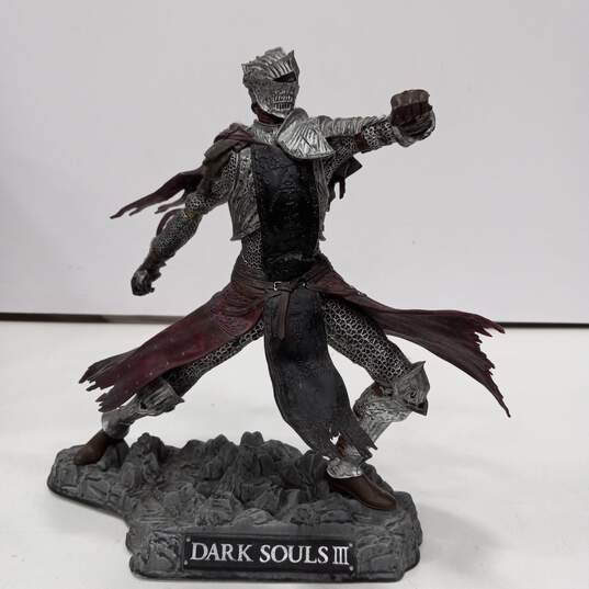 Dark Souls 3 Collector's Edition Soul Of Cinder Statue (Swords not Included) image number 1
