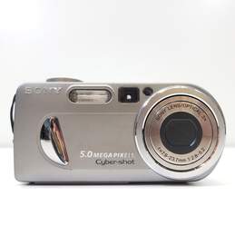 Sony Cyber-shot DSC-P10 5.0MP Digital Camera alternative image