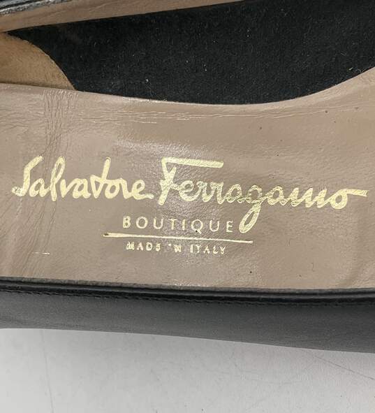 Salvatore Ferragamo Boutique Black Leather Heel Pumps image number 8