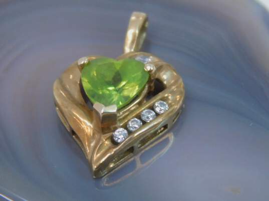 10K Yellow Gold Heart Cut Peridot & White Sapphire Accent Heart Pendant 1.4g image number 4
