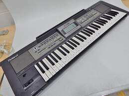 Roland Brand E-09 Model Interactive Arranger Electronic Keyboard/Piano (Parts and Repair) alternative image