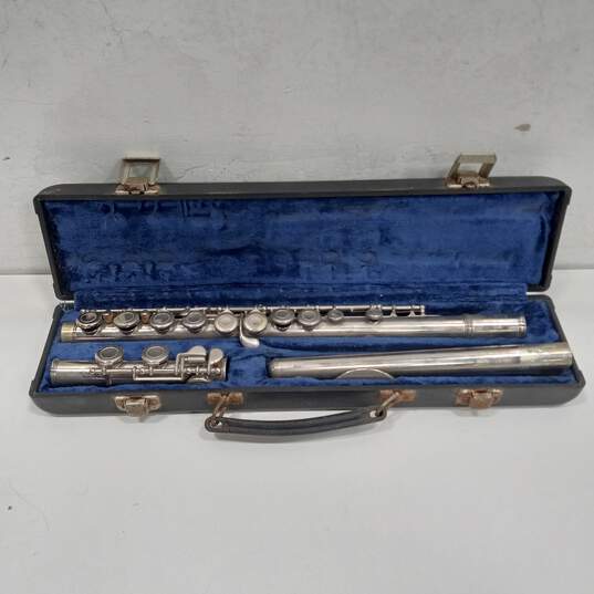 W.T. Armstrong Flute #104 & Hard Travel Case image number 1