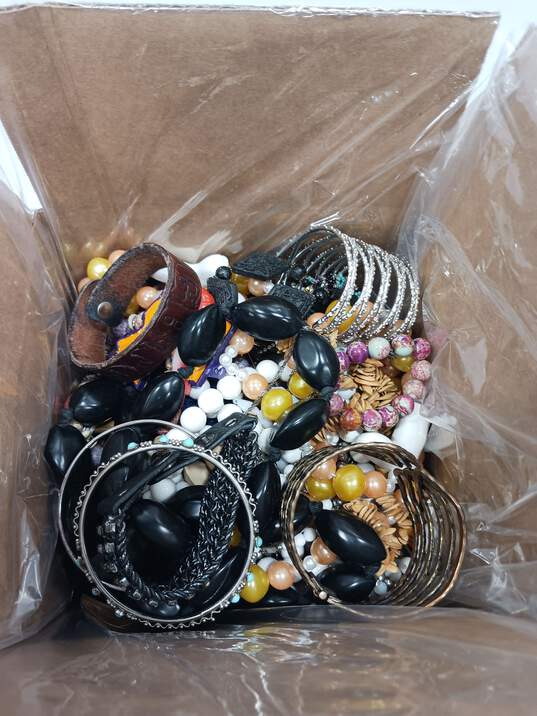 6.5lb Bulk Lot of Assorted Costume Jewelry image number 1