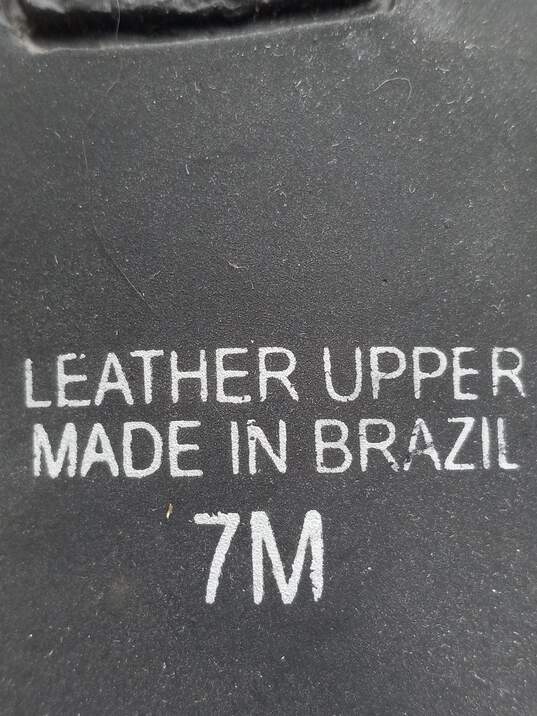 Women's Black Leather Kitten Heel Embordered Western Boots 7M image number 6