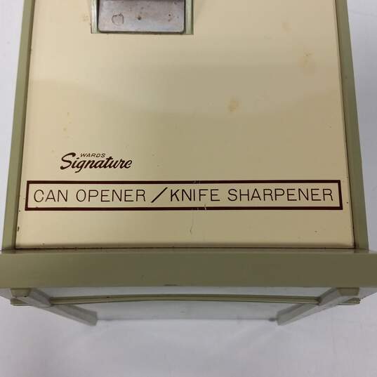 Vintage Wards Can Opener & Knife Sharpener image number 9