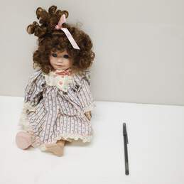 VTG. Childhood Memories 'Dolores' Gorham 1991 Porcelain Doll