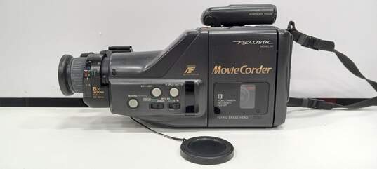 Realistic Model 151 MovieCorder Film Video Camera w/Matching Bag and Accessories image number 3