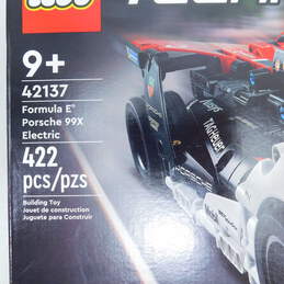 LEGO TECHNIC: Formula E Porsche 99X Electric (42137) alternative image