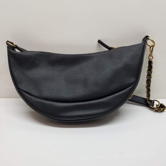 AUTHENTICATED The Marc Jacobs Black Leather Eclipse Shoulder Bag image number 2