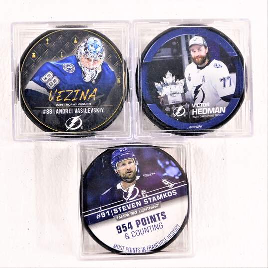 NHL Tampa Bay Lightning Commemorative Hockey Pucks Stamkos, Hedman & Vasilevskiy image number 1