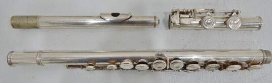 King Brand and Artley Brand Flutes w/ Hard Cases (Set of 2) image number 3