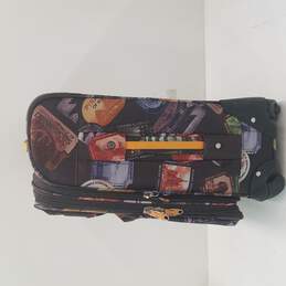 Lucas Bon Voyage Style Soft-sided 21 Inch Expandable Suitcase alternative image